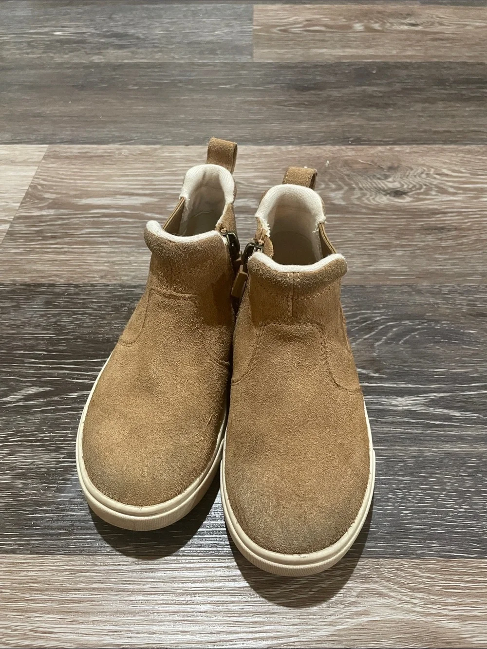 UGG Kids Tan Suede Zip-Top Ankle Boots